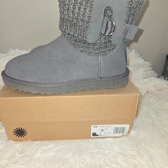 UGG Classic Solene Mini Bootie - Picture 7 of 10